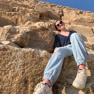 Meet your Posher, Charlotte anne